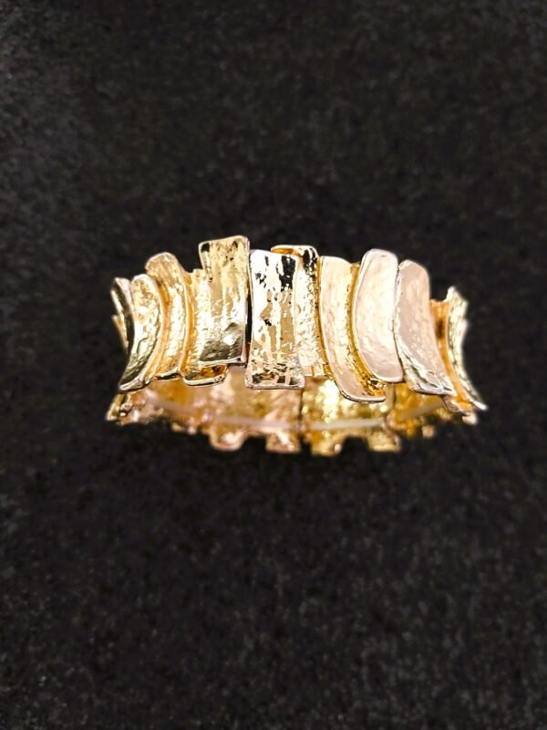 Textured bracelet - Image 3