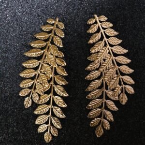 Leaf stem textured gold earrings