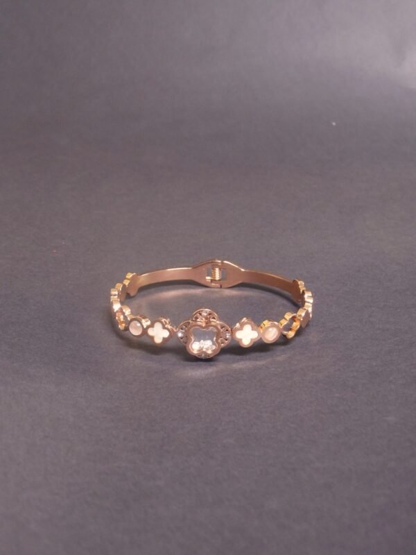 Clover design white stud bracelet