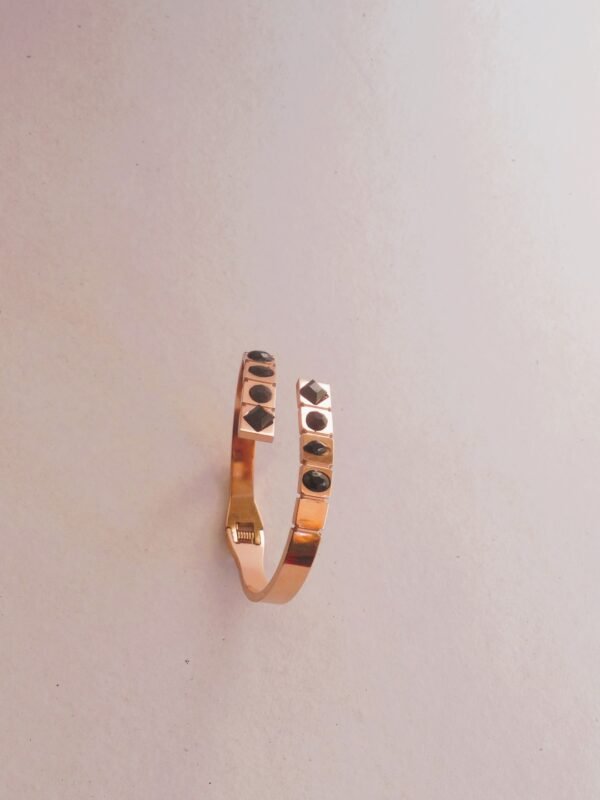 Overlap black crystal rose gold cuff - Image 2