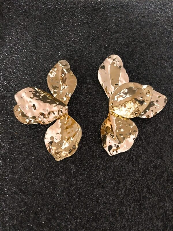 3 Petal leaf Dangle earrings - Image 4