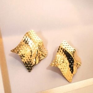 Textured wrinkle dangles